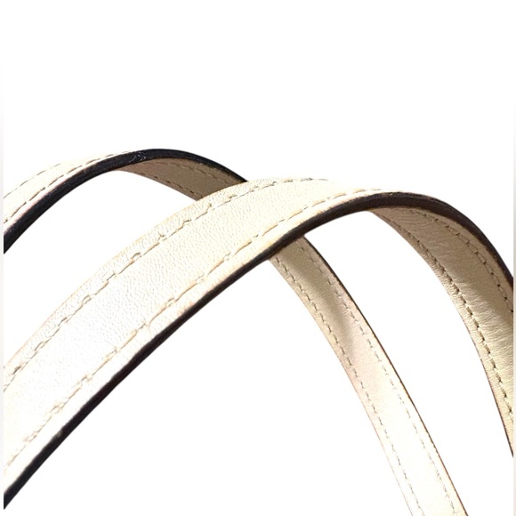 Michael Kors Jet Set Marigold Leather Top Zip Tote - Picture 9 of 10